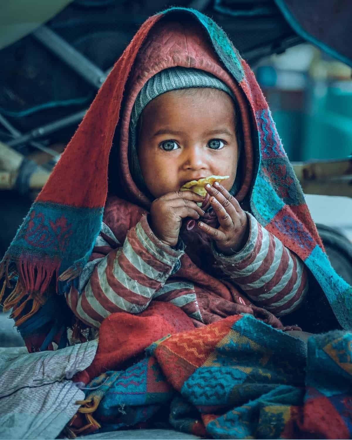 How To Choose The Right False Eyelash Style For Your Eye Shape. How To Choose The Right False Eyelash Style For Your Eye Shape.