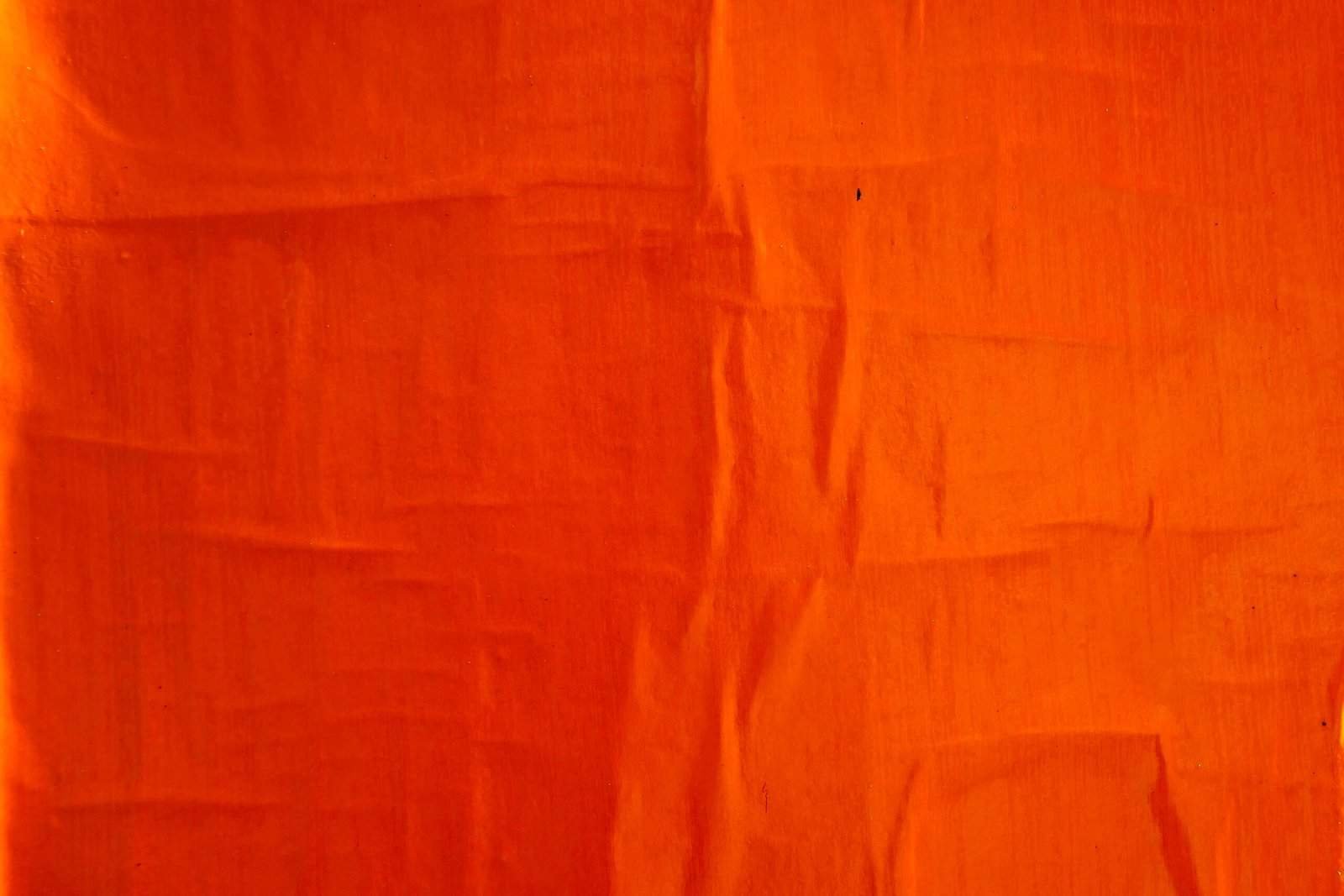 Investigating Taylor Swifts Flawless Red Lipstick at the Kansas City Chiefs Game Investigating Taylor Swifts Flawless Red Lipstick at the Kansas City Chiefs Game