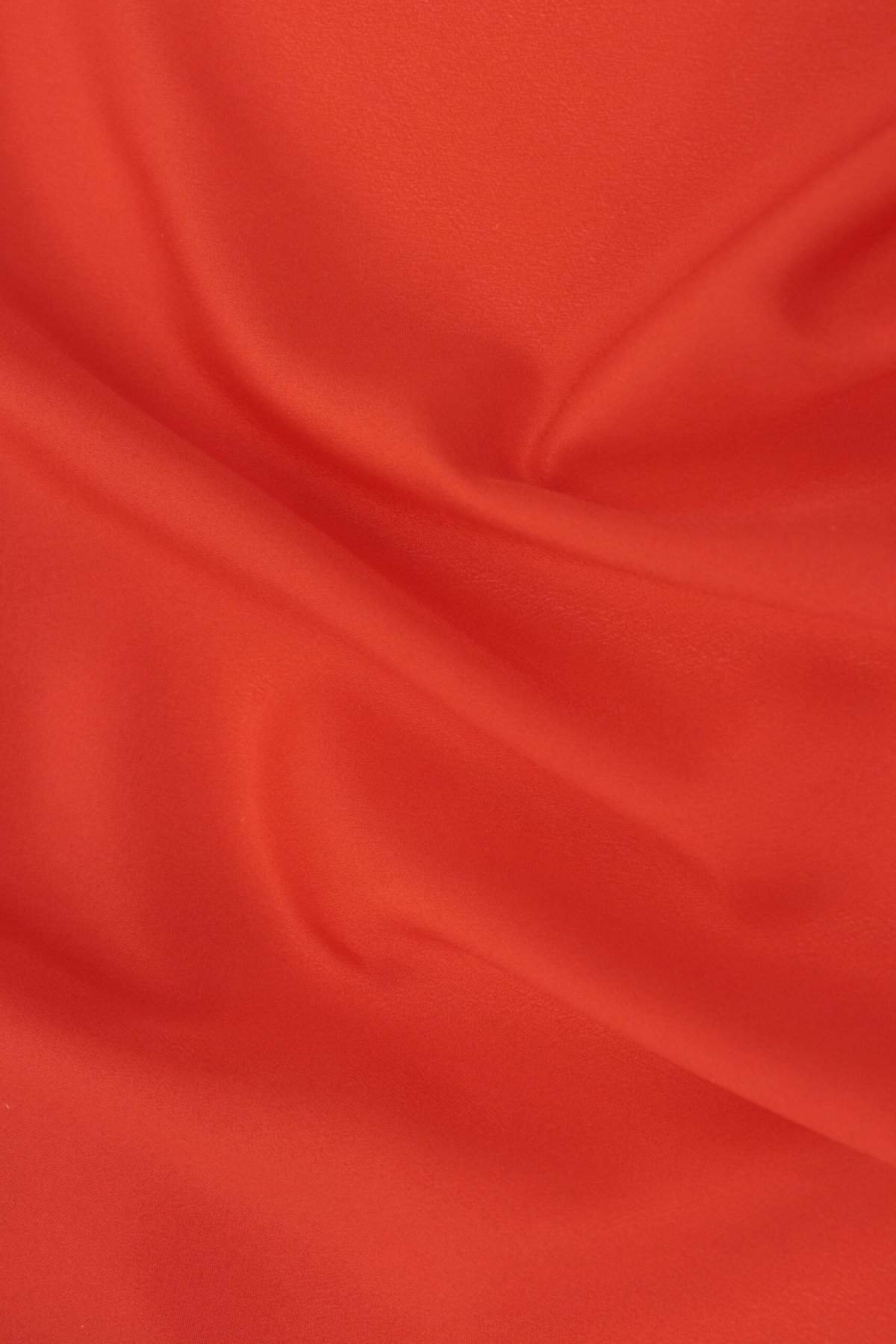 Investigating Taylor Swifts Flawless Red Lipstick at the Kansas City Chiefs Game Investigating Taylor Swifts Flawless Red Lipstick at the Kansas City Chiefs Game