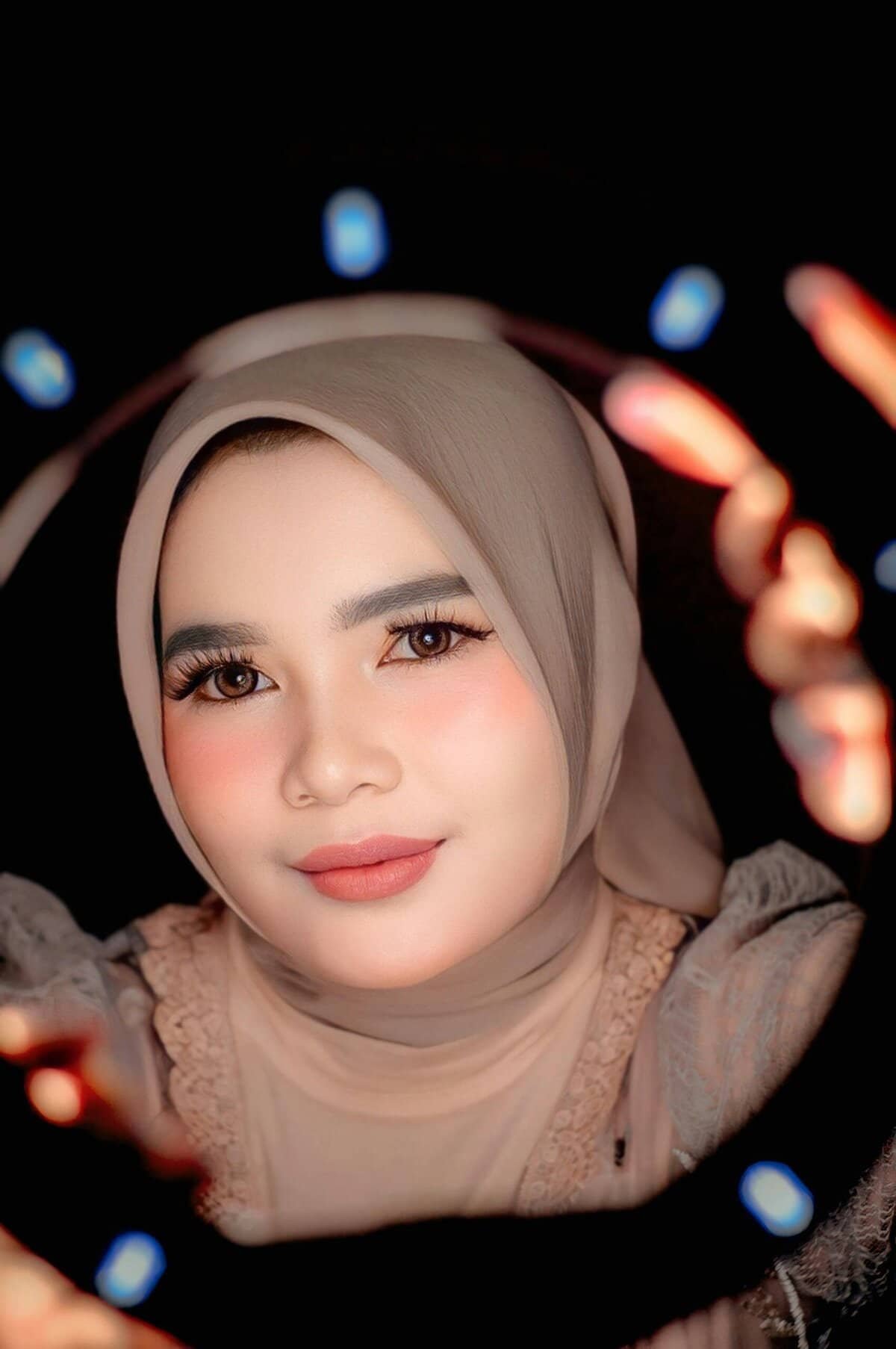 How To Apply False Eyelashes On Monolid Eyes. How To Apply False Eyelashes On Monolid Eyes.