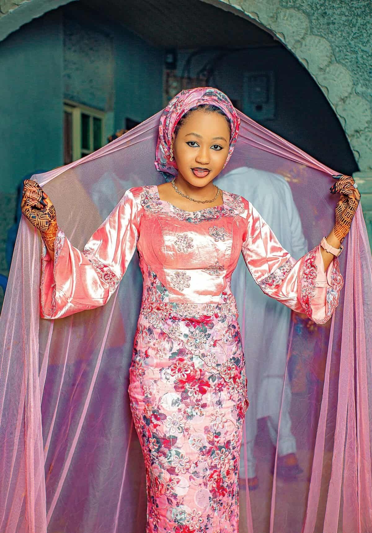 Martini Makeup Is the Dreamiest Beauty Trend for Party Season Martini Makeup Is the Dreamiest Beauty Trend for Party Season