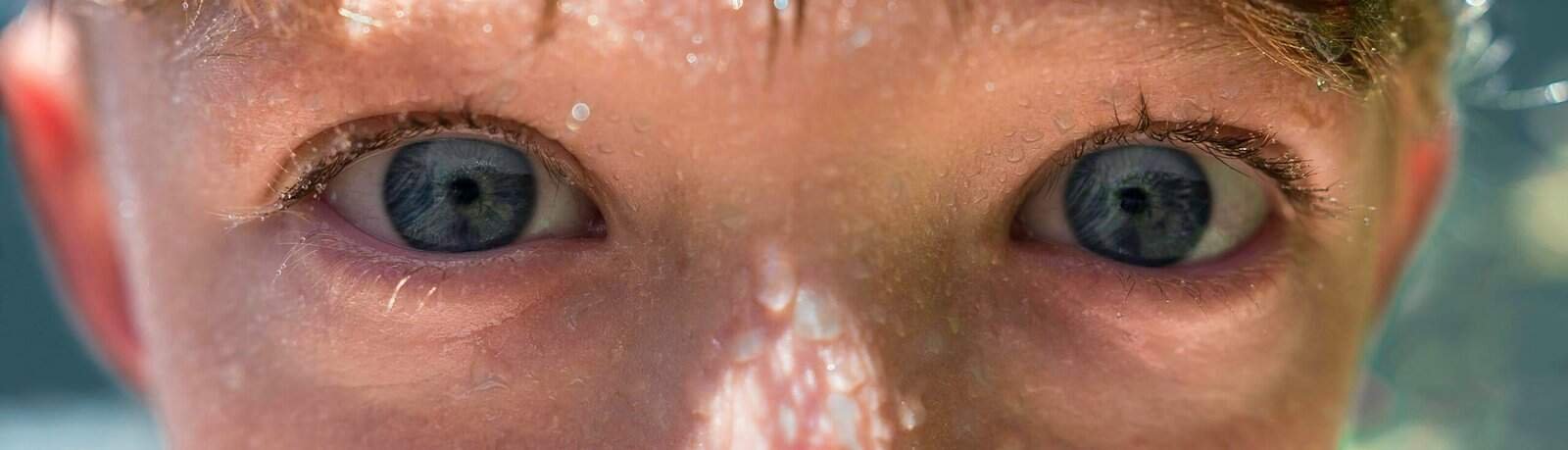 How To Apply Lashes With A Thick Band. How To Apply Lashes With A Thick Band.